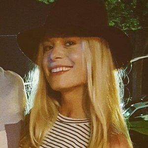 Meet your Posher, Abigail